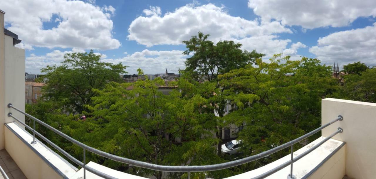 Votre Escale - Le Petit Montmartre Daire Niort Dış mekan fotoğraf